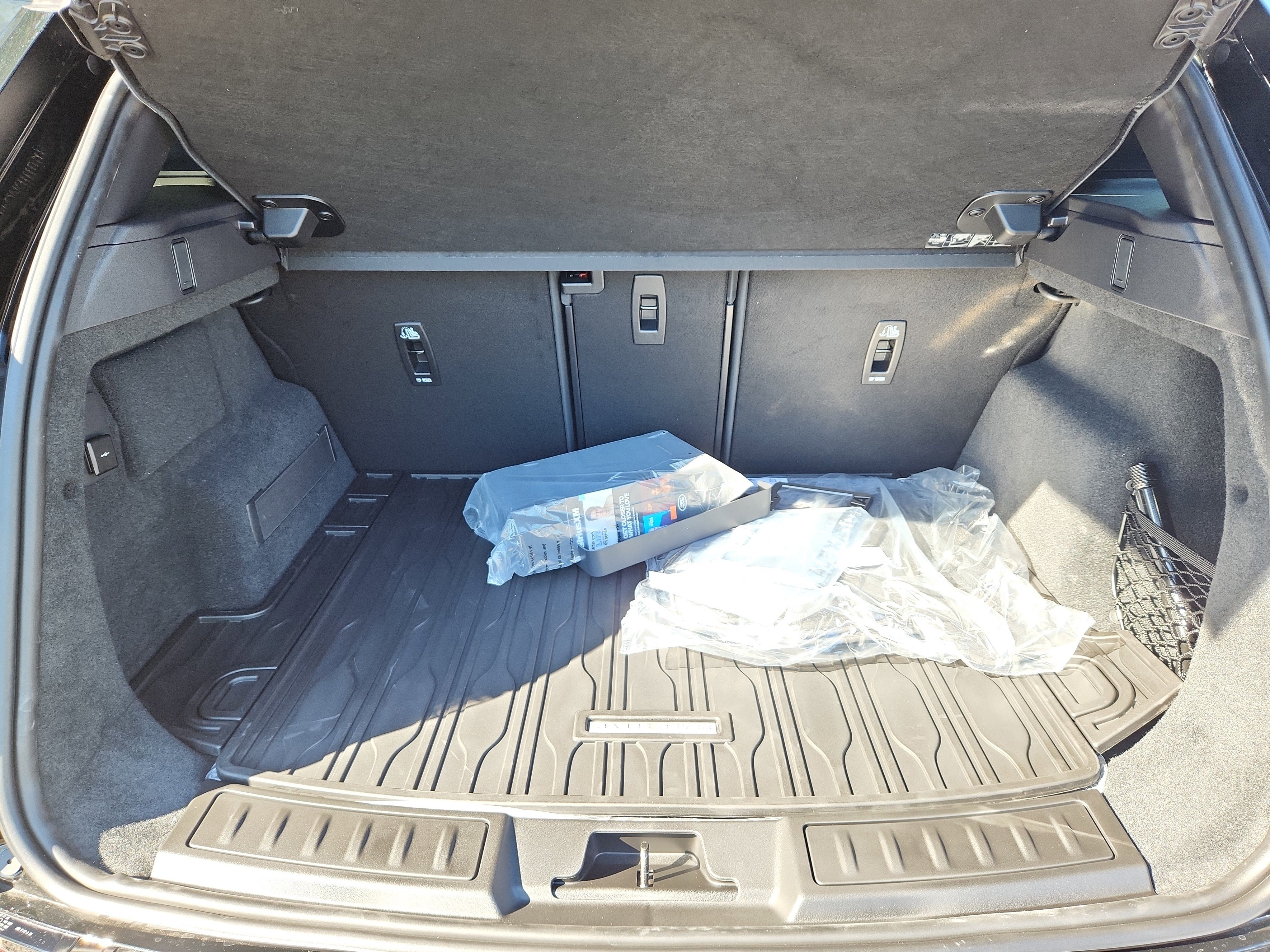 New 2026 Land Rover Range Rover Evoque S image 13