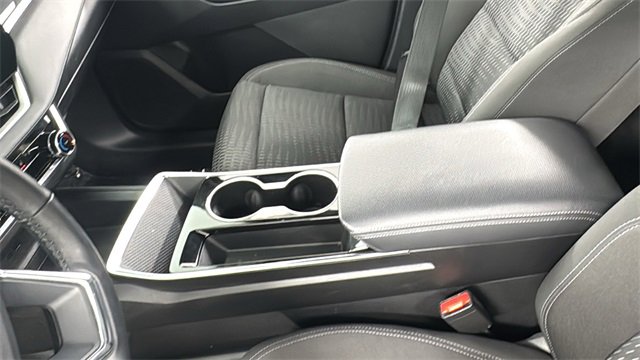 Used 2025 Chevrolet Equinox LT image 34