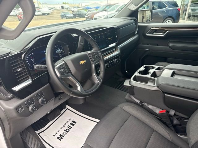 Used 2023 Chevrolet Silverado 1500 LT AWD/4WD image 18