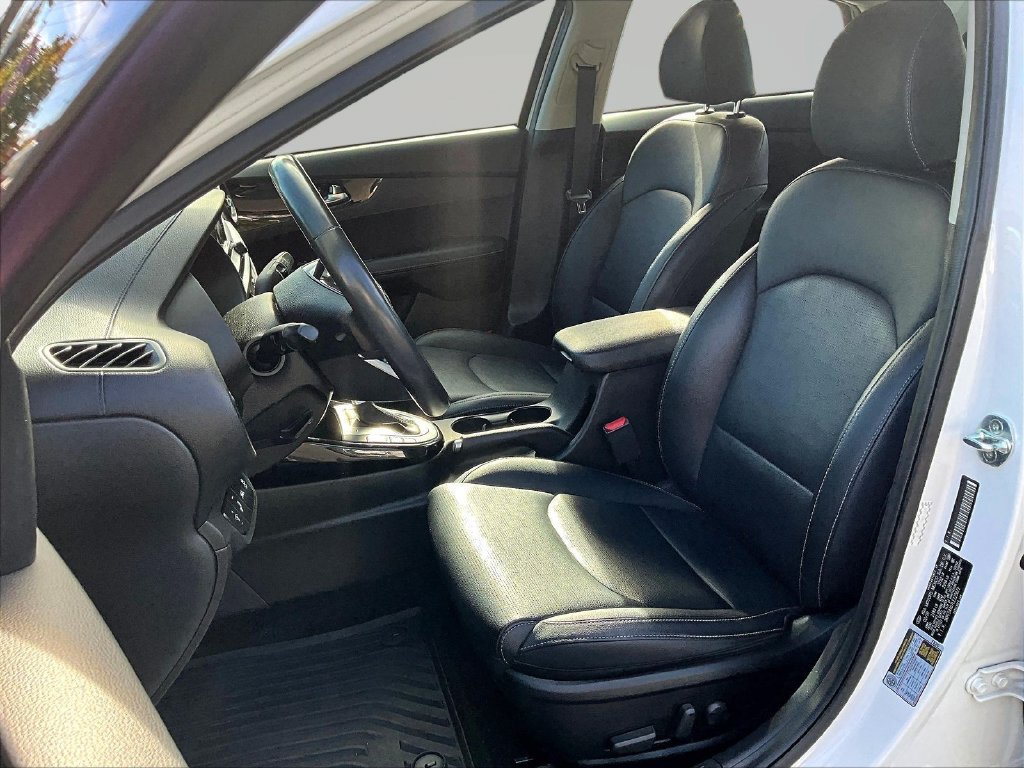 Used 2020 Kia Forte EX FWD image 22