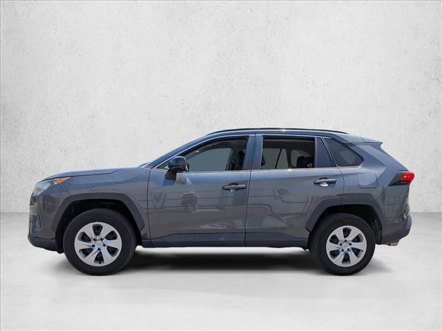 Used 2021 Toyota RAV4 LE FWD image 2