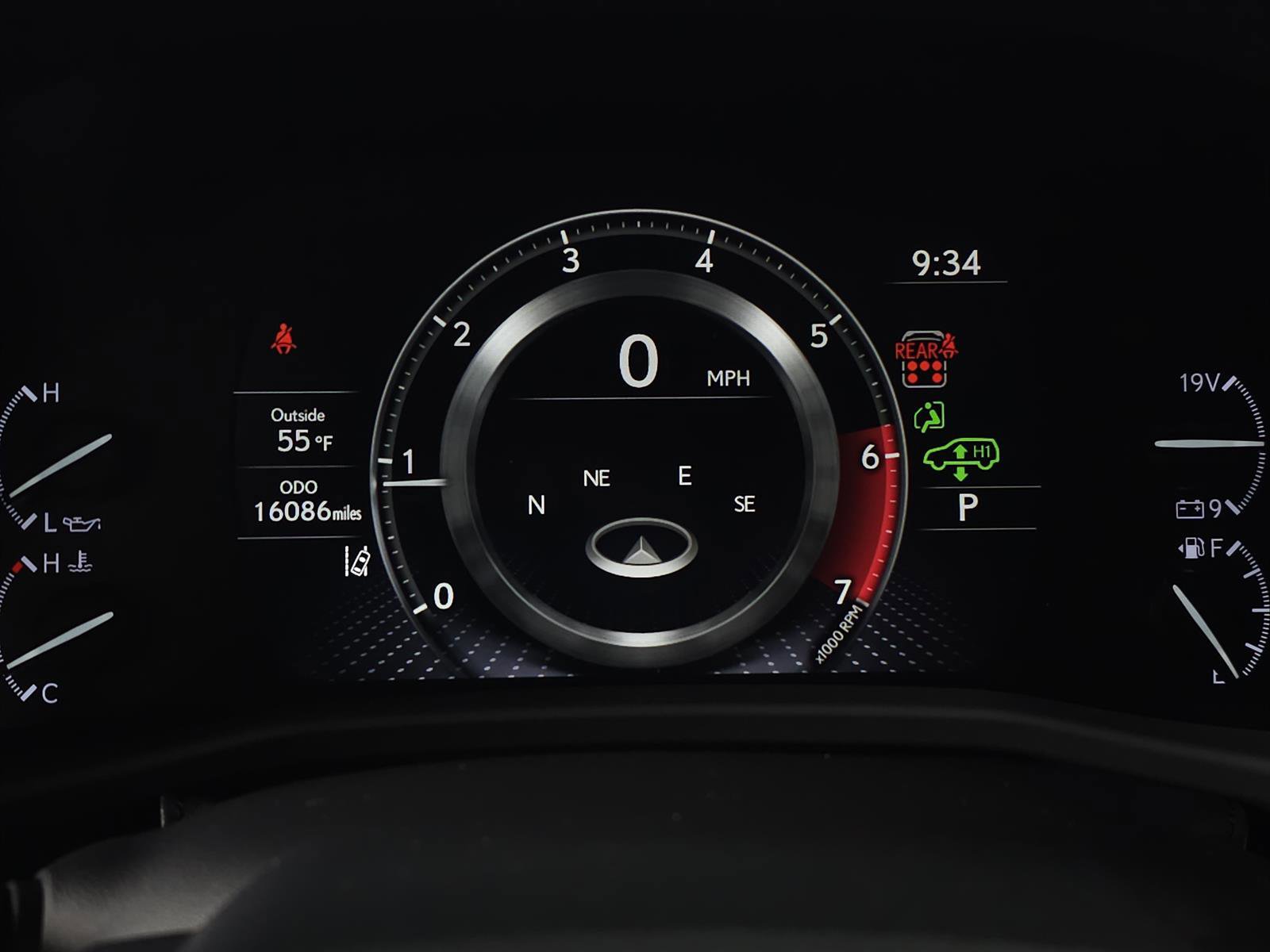 Certified 2024 Lexus LX 600 4WD w/ Appearance Package image 22