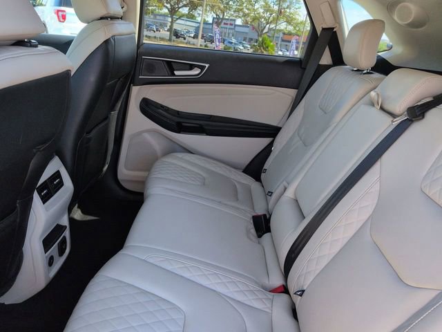 Used 2023 Ford Edge Titanium AWD/4WD image 14