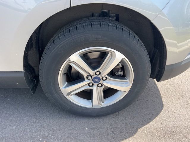 Used 2022 Ford Edge SEL w/ Convenience Package AWD/4WD image 9