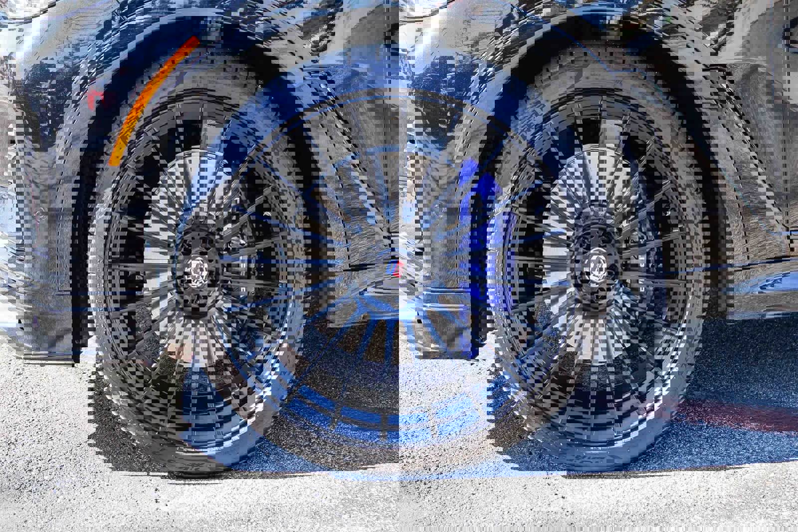 Used 2022 BMW ALPINA XB7 ALPINA XB7 image 9