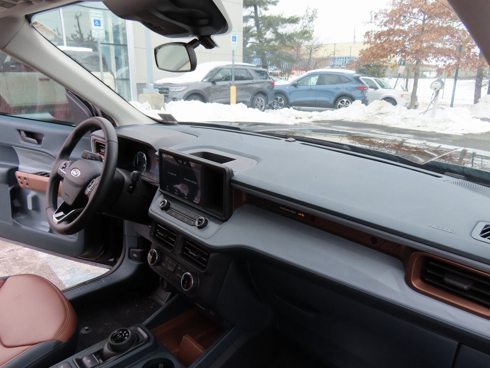 Used 2023 Ford Maverick Lariat image 17