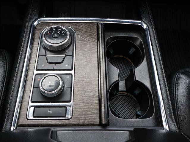 Used 2020 Ford Expedition Limited AWD/4WD image 18