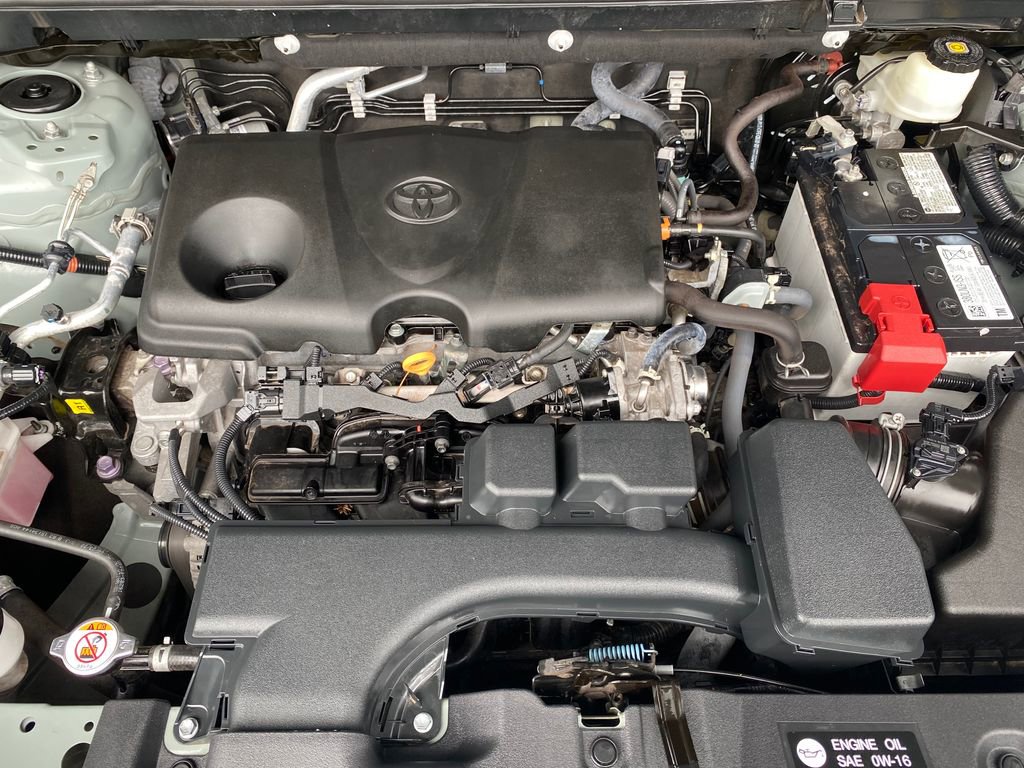 Used 2022 Toyota RAV4 XLE Premium FWD image 28