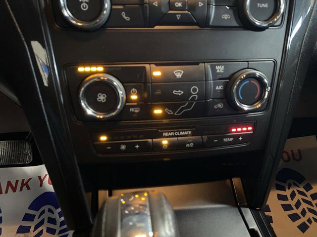 Used 2018 Ford Explorer XLT image 13