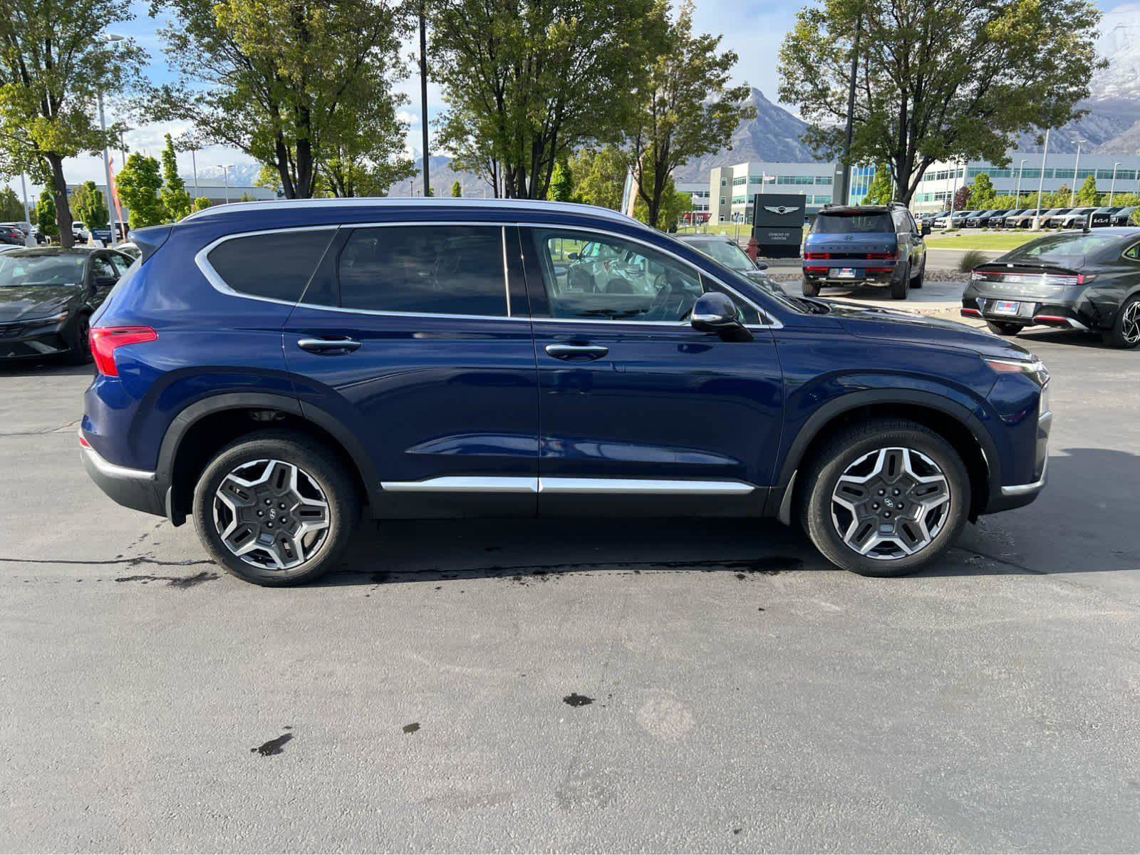 Used 2023 Hyundai Santa Fe Limited AWD/4WD image 6