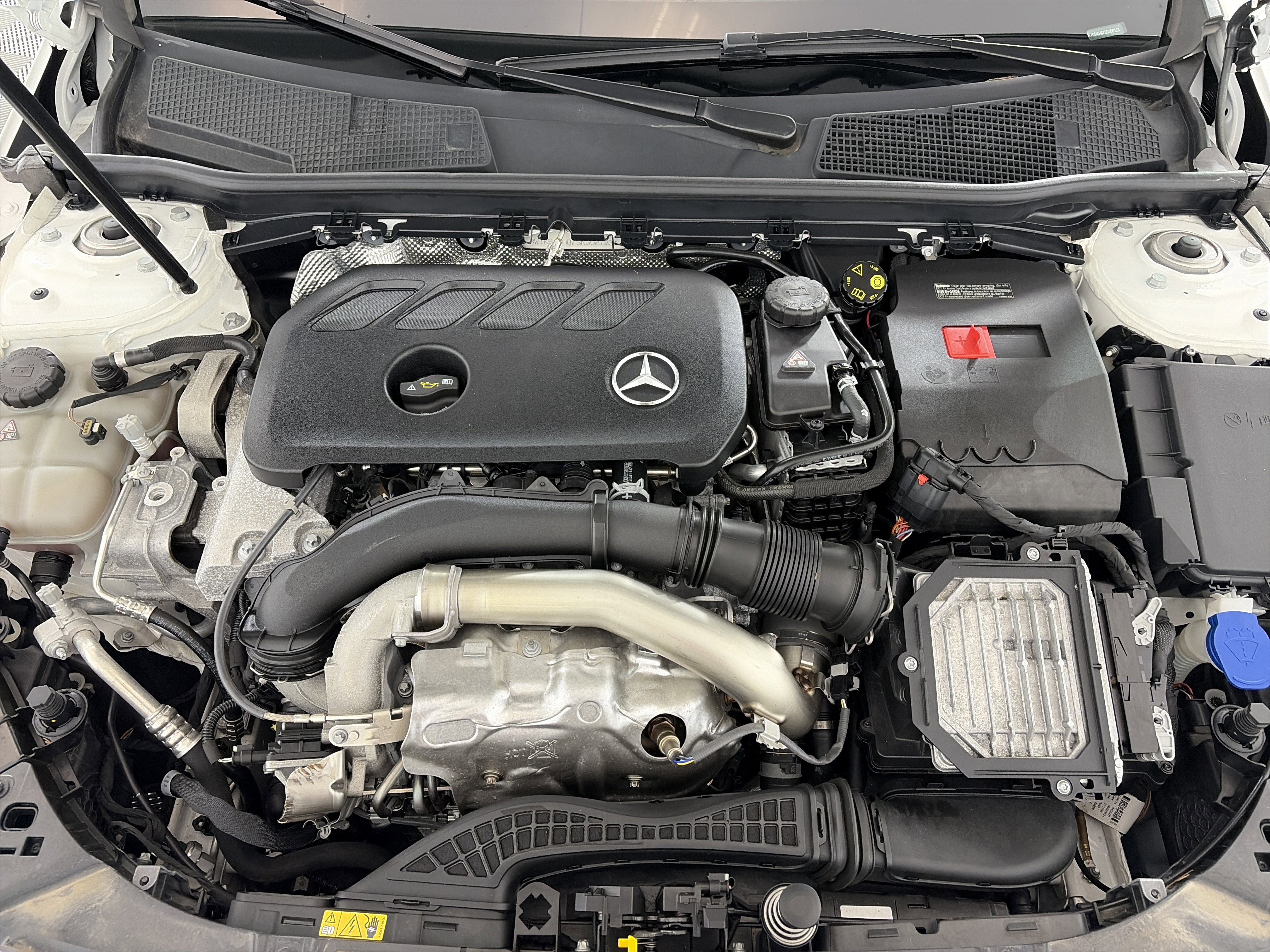 Used 2025 Mercedes-Benz CLA 250 4MATIC image 10