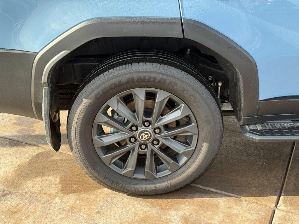 New 2026 Toyota Land Cruiser image 7