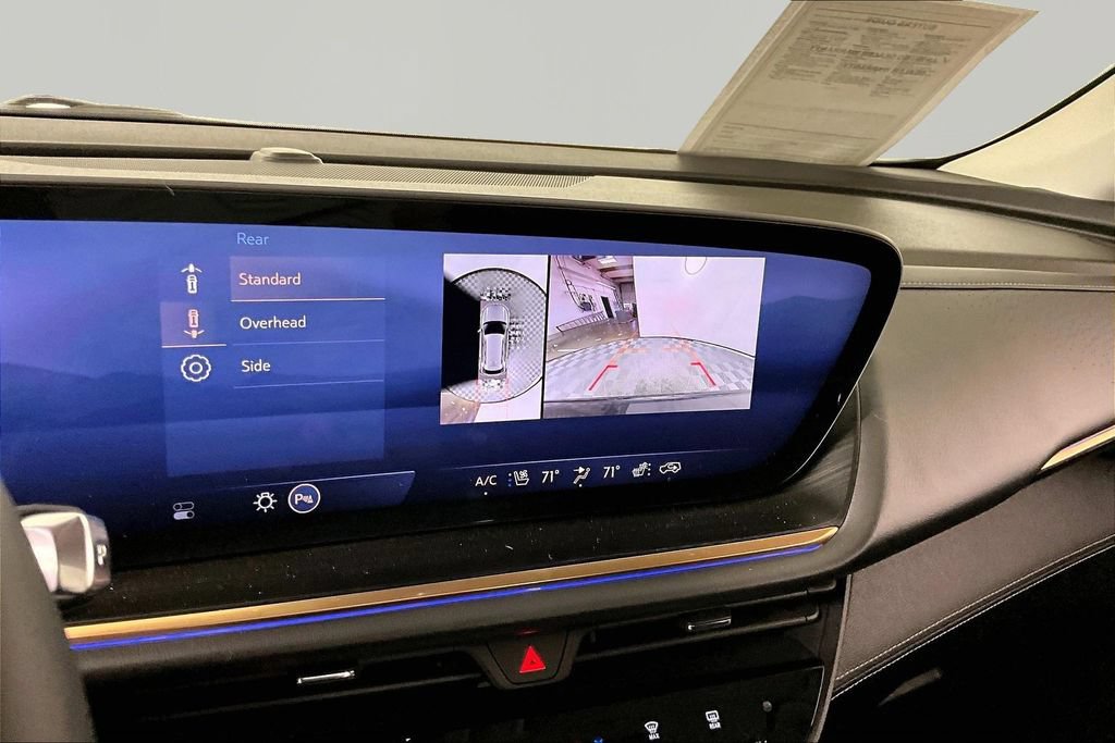 Certified 2024 Buick Envision Avenir AWD/4WD image 13