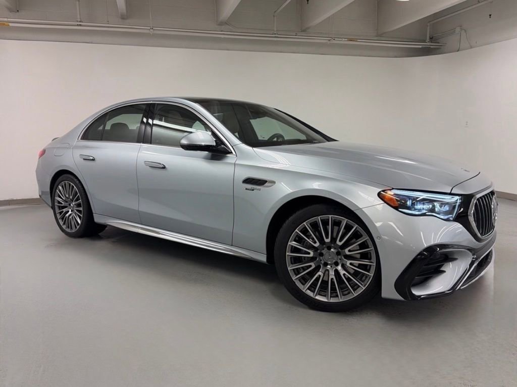 Used 2025 Mercedes-Benz E 53 AMG e 4MATIC Sedan image 8