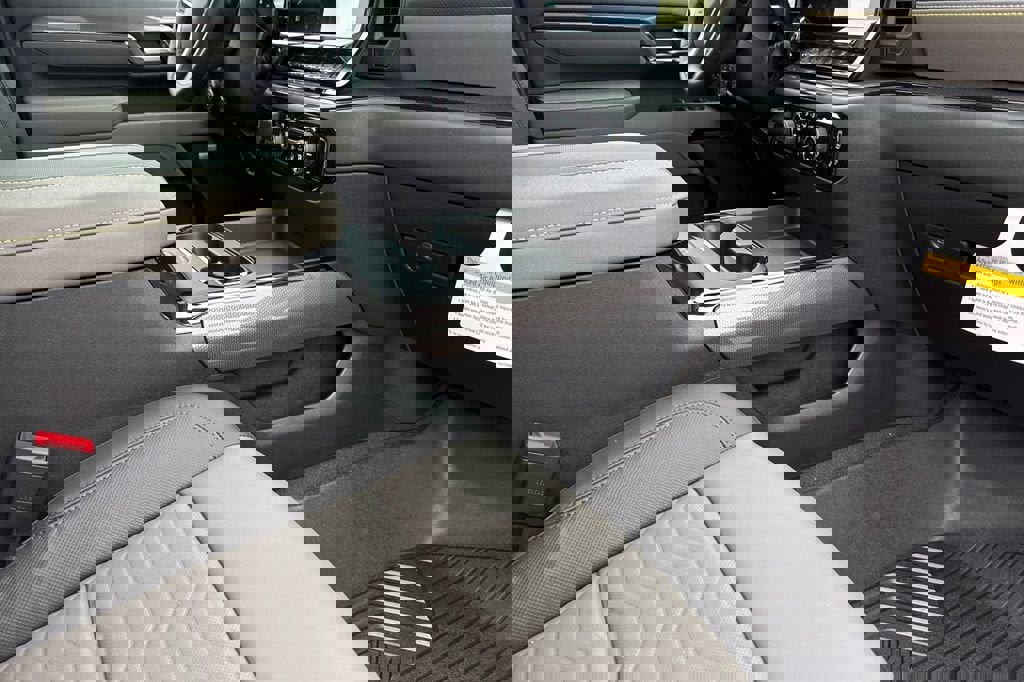 New 2026 Chevrolet Silverado 2500 ZR2 w/ ZR2 Bison Edition image 15