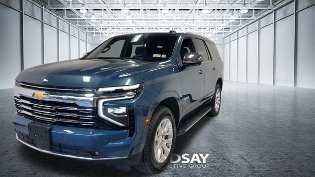 Used 2025 Chevrolet Tahoe Premier AWD/4WD image 5