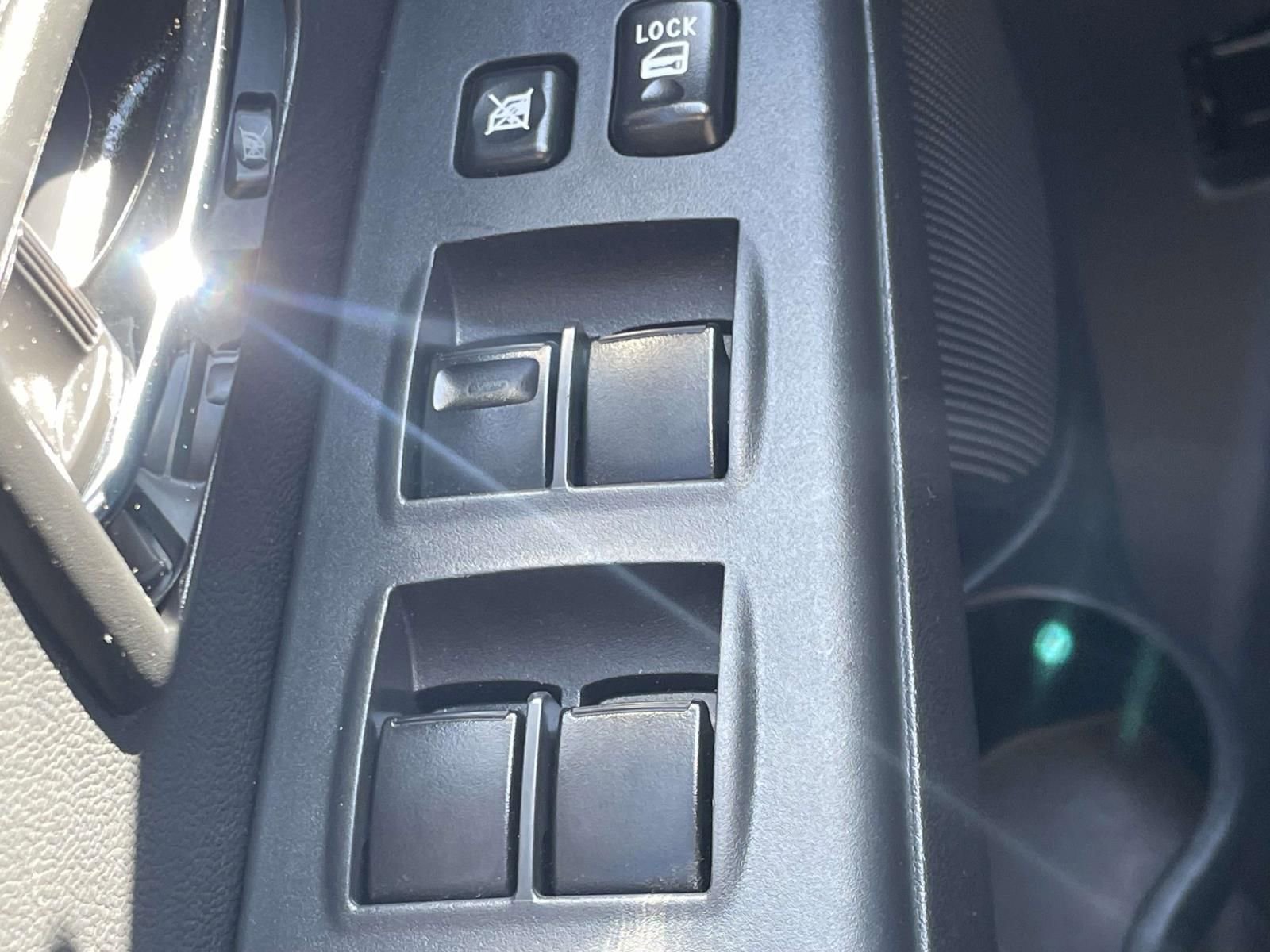 Used 2024 Mitsubishi Outlander Sport ES image 27