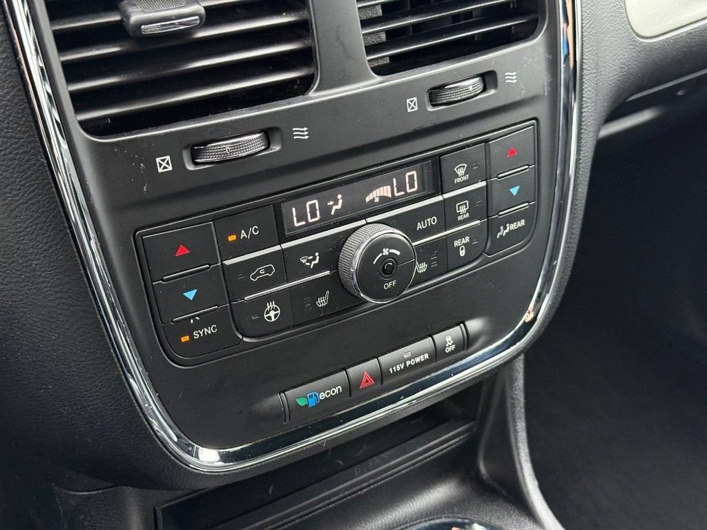 Used 2020 Dodge Grand Caravan GT FWD image 19