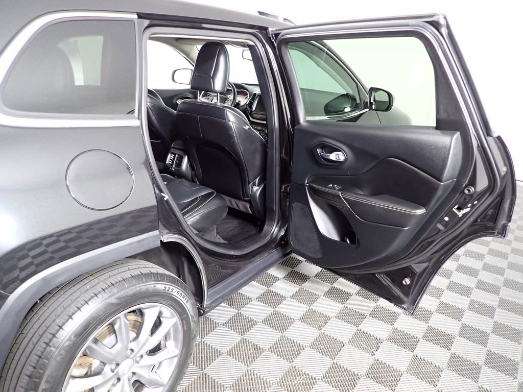 Used 2014 Jeep Cherokee Limited AWD/4WD image 37