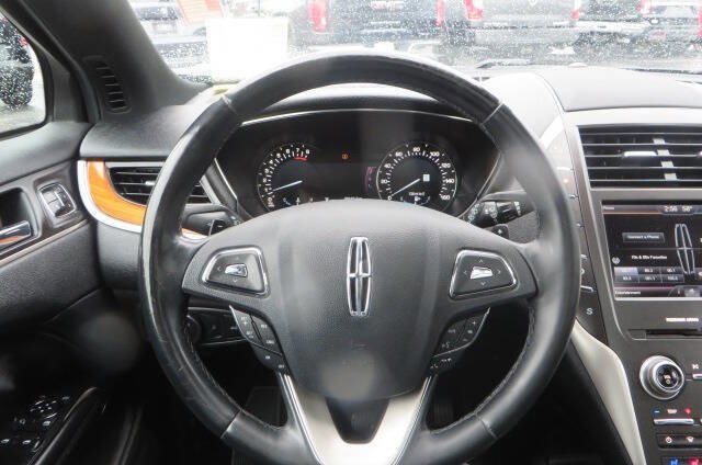 Used 2015 Lincoln MKC AWD w/ Equipment Group 102A Reserve image 16