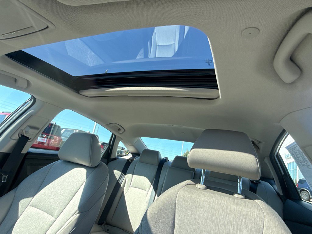 Certified 2023 Honda Accord EX image 19
