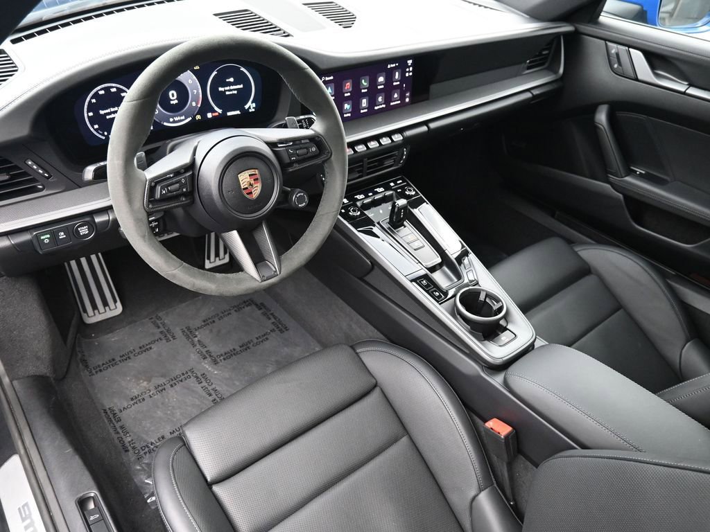 Certified 2025 Porsche 911 Carrera S RWD image 4