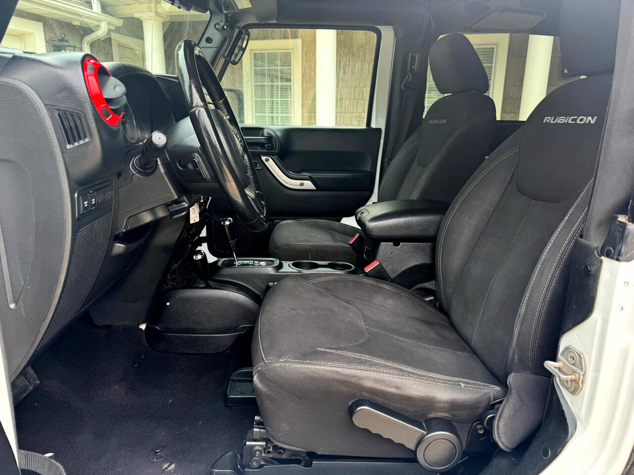 Used 2017 Jeep Wrangler Rubicon w/ Power Convenience Group image 11