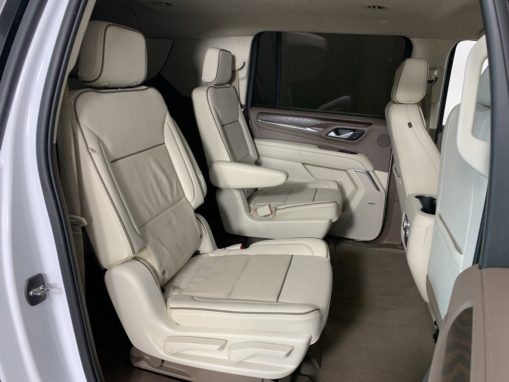 Used 2022 GMC Yukon XL Denali image 23