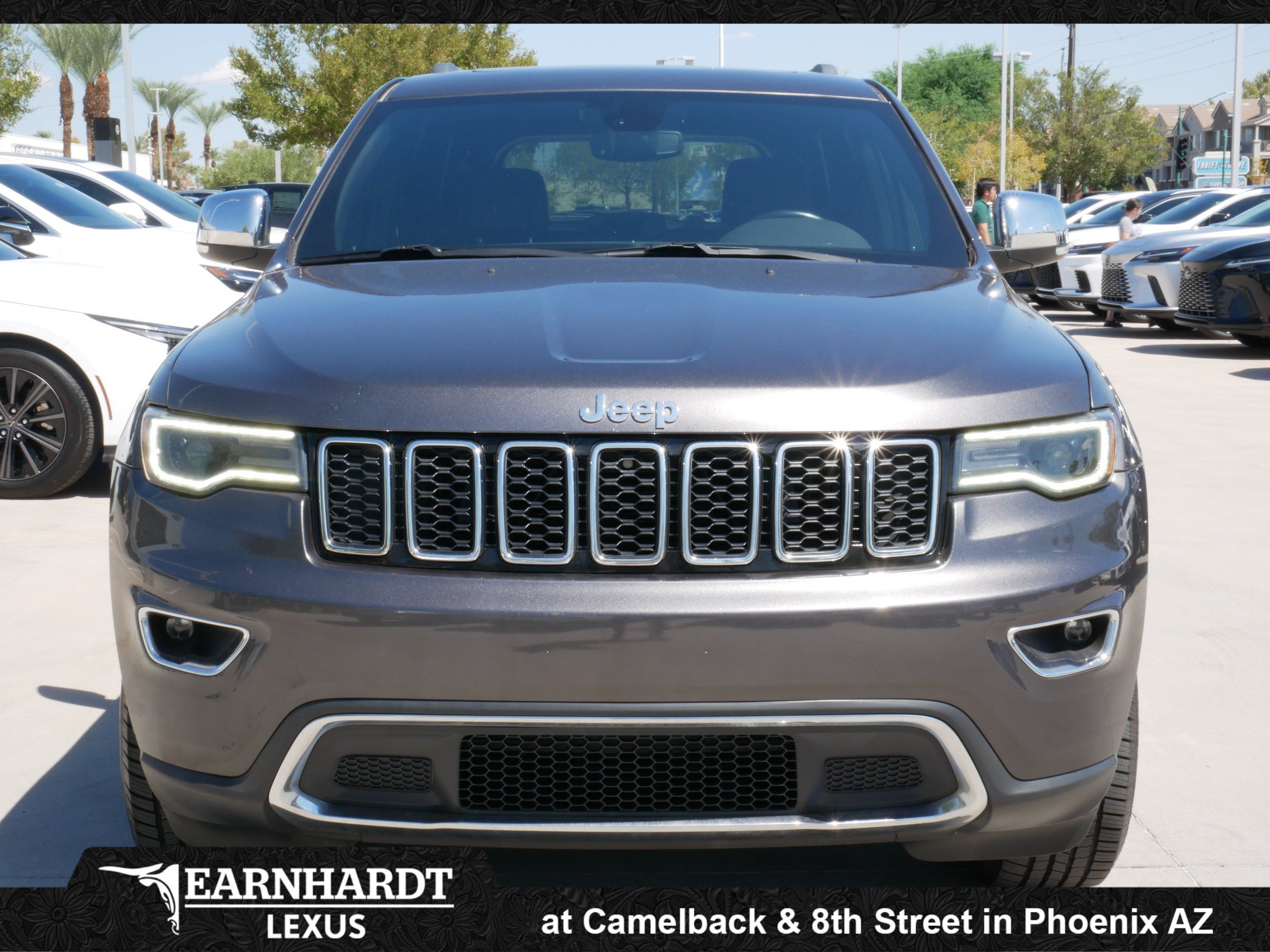 Used 2020 Jeep Grand Cherokee Limited w/ Luxury Group II RWD image 4