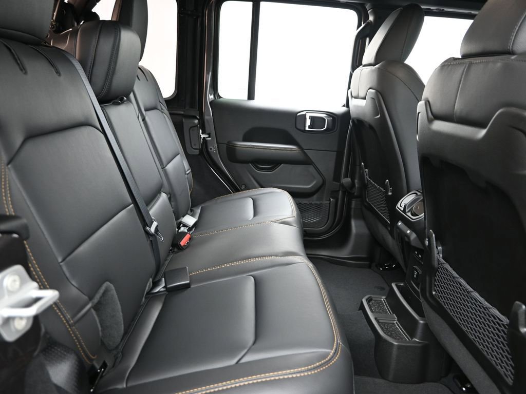 New 2025 Jeep Wrangler Sahara image 15