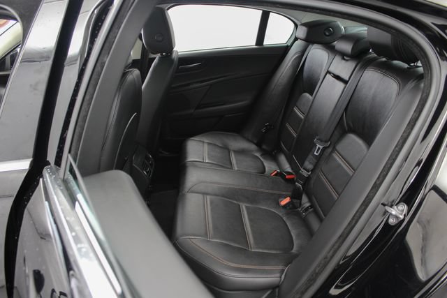 Used 2018 Jaguar XE Prestige AWD/4WD image 20