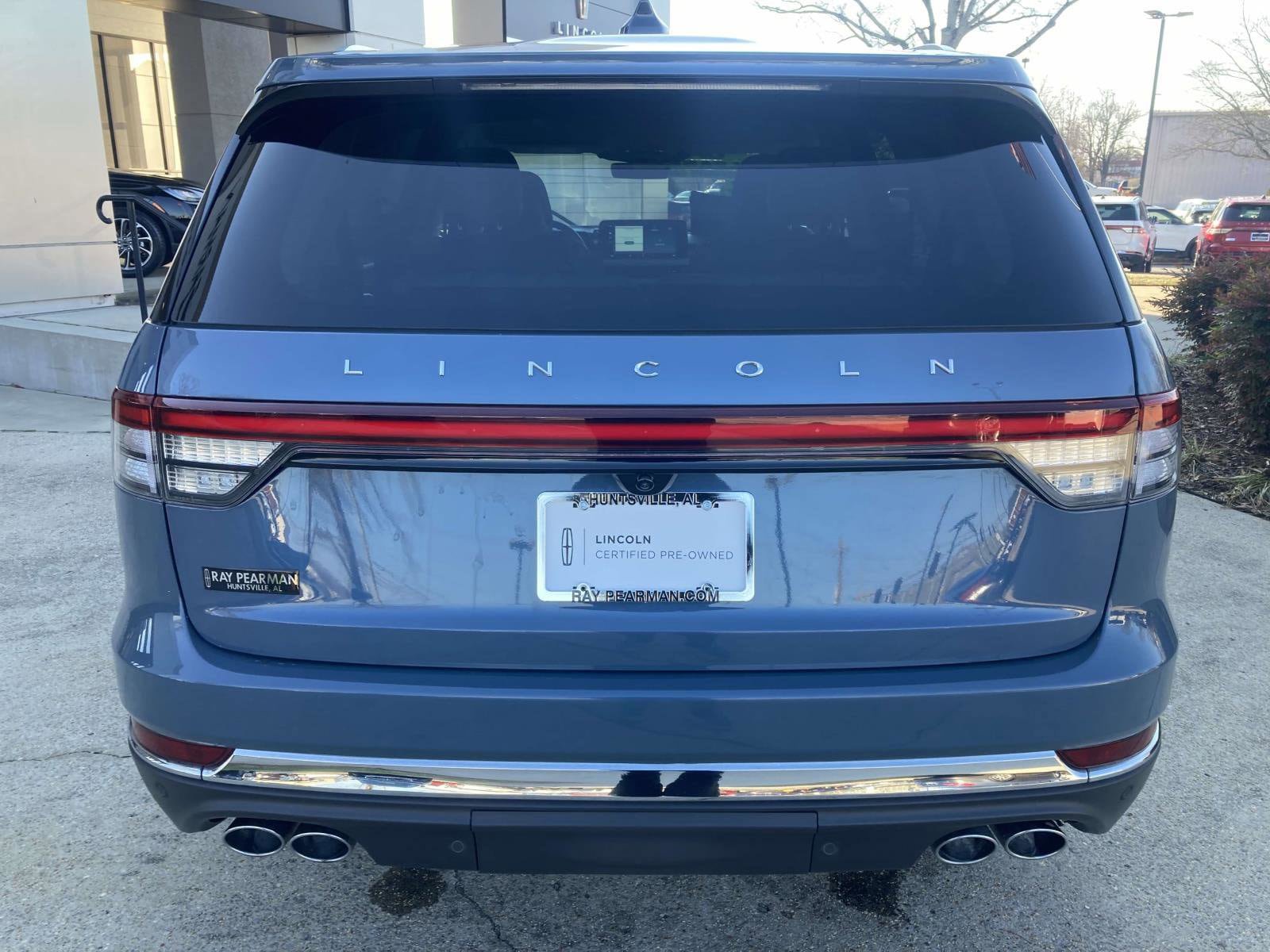 Used 2025 Lincoln Aviator Reserve w/ Luxury Package image 6