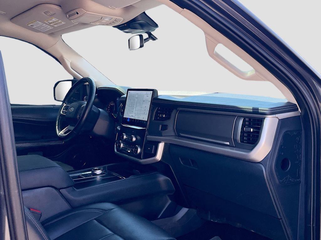 Used 2022 Ford Expedition XLT RWD image 30
