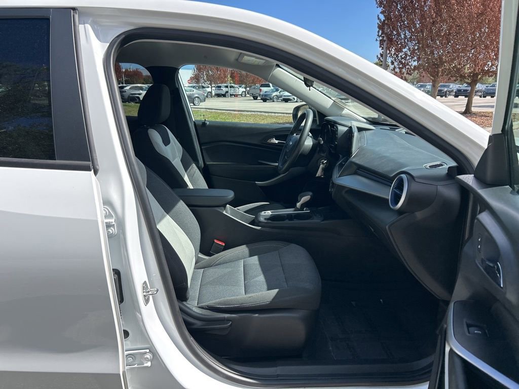 Used 2024 Chevrolet Trax LS w/ Driver Confidence Package image 36