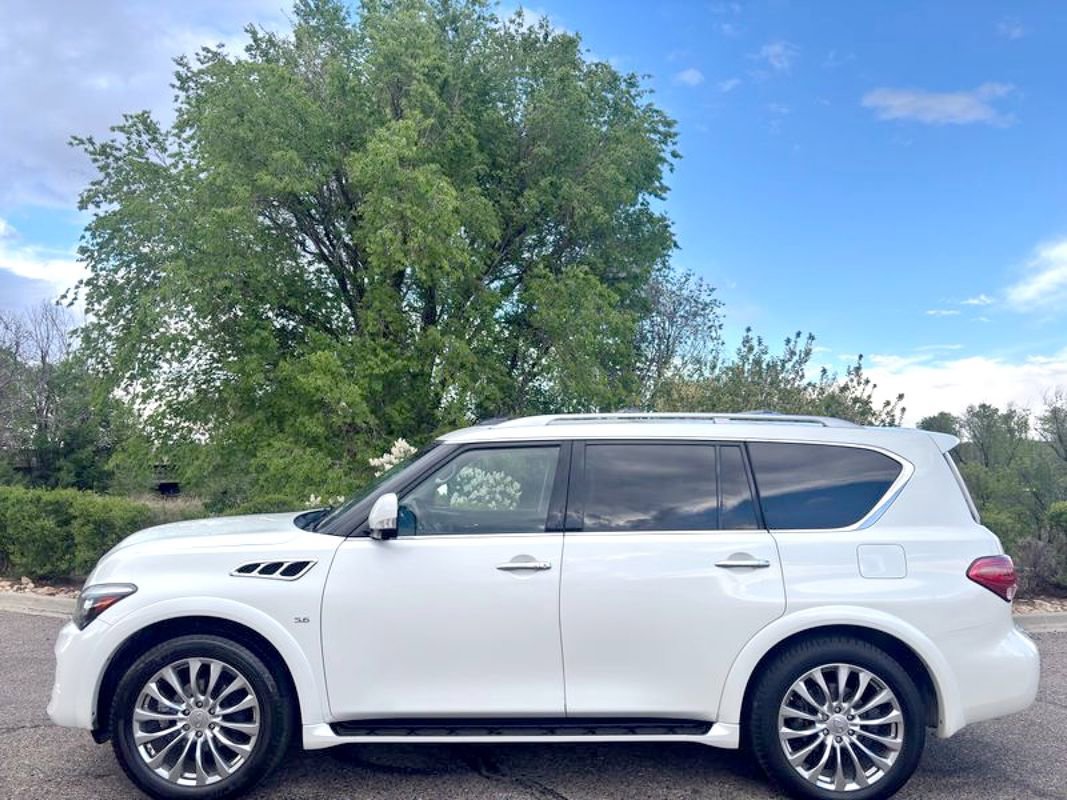 Used 2015 INFINITI QX80 Luxe w/ 22" Wheel Package AWD/4WD image 7