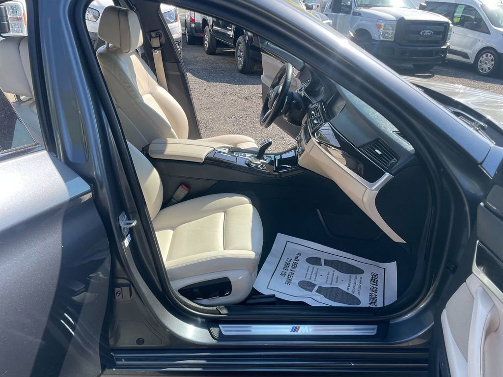 Used 2016 BMW 535i Sedan RWD image 28