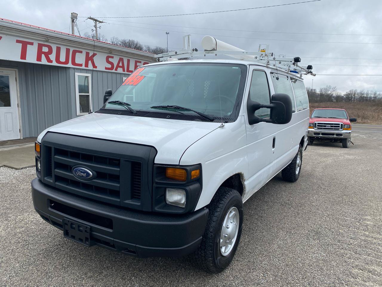 Used 2012 Ford E-250 and Econoline 250 w/ Insulation Pkg RWD image 3