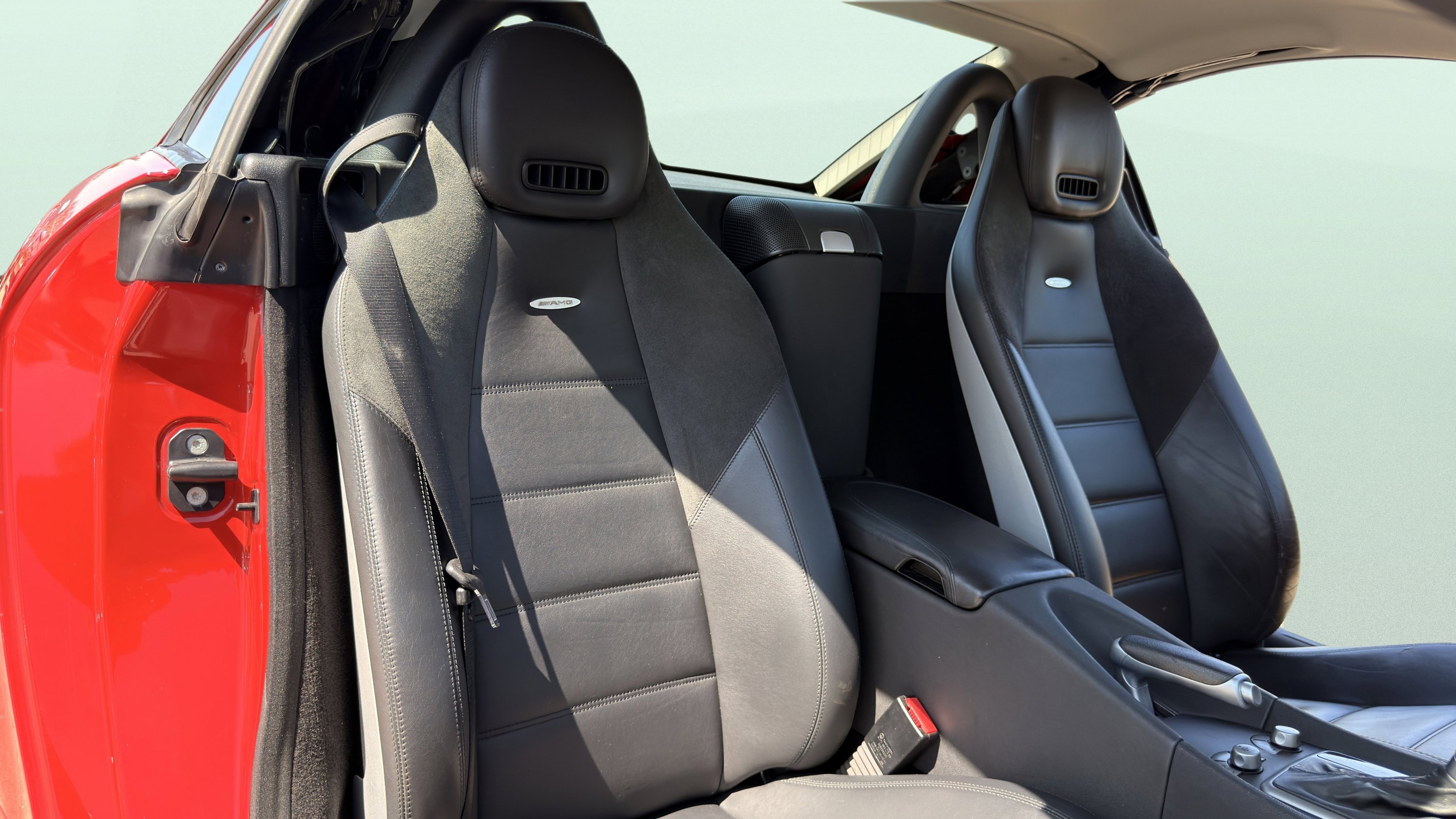 Used 2006 Mercedes-Benz SLK 55 AMG image 34