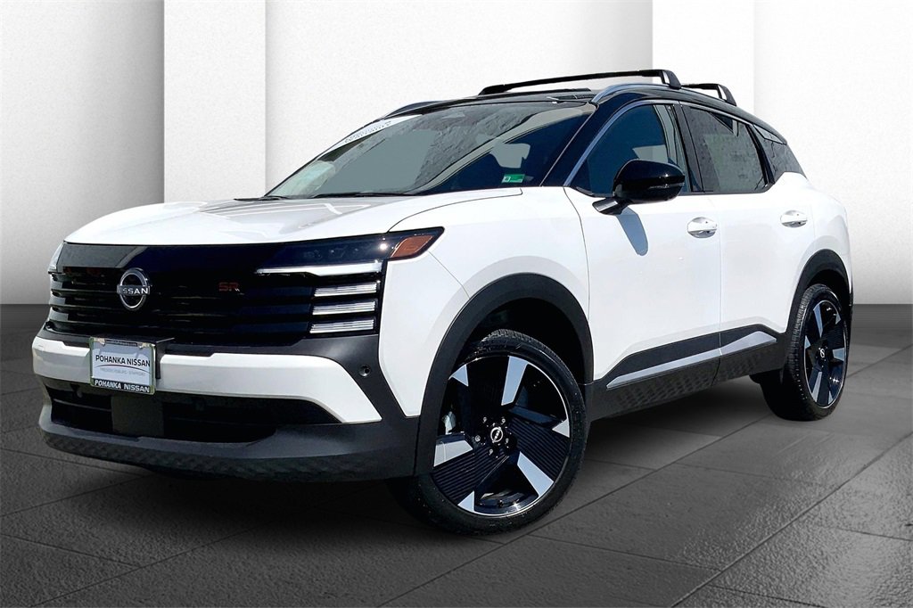 New 2025 Nissan Kicks SR image 2