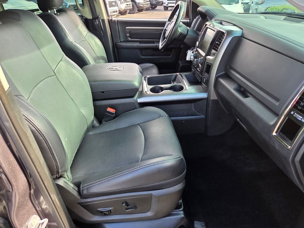 Used 2017 RAM 1500 Sport RWD image 19
