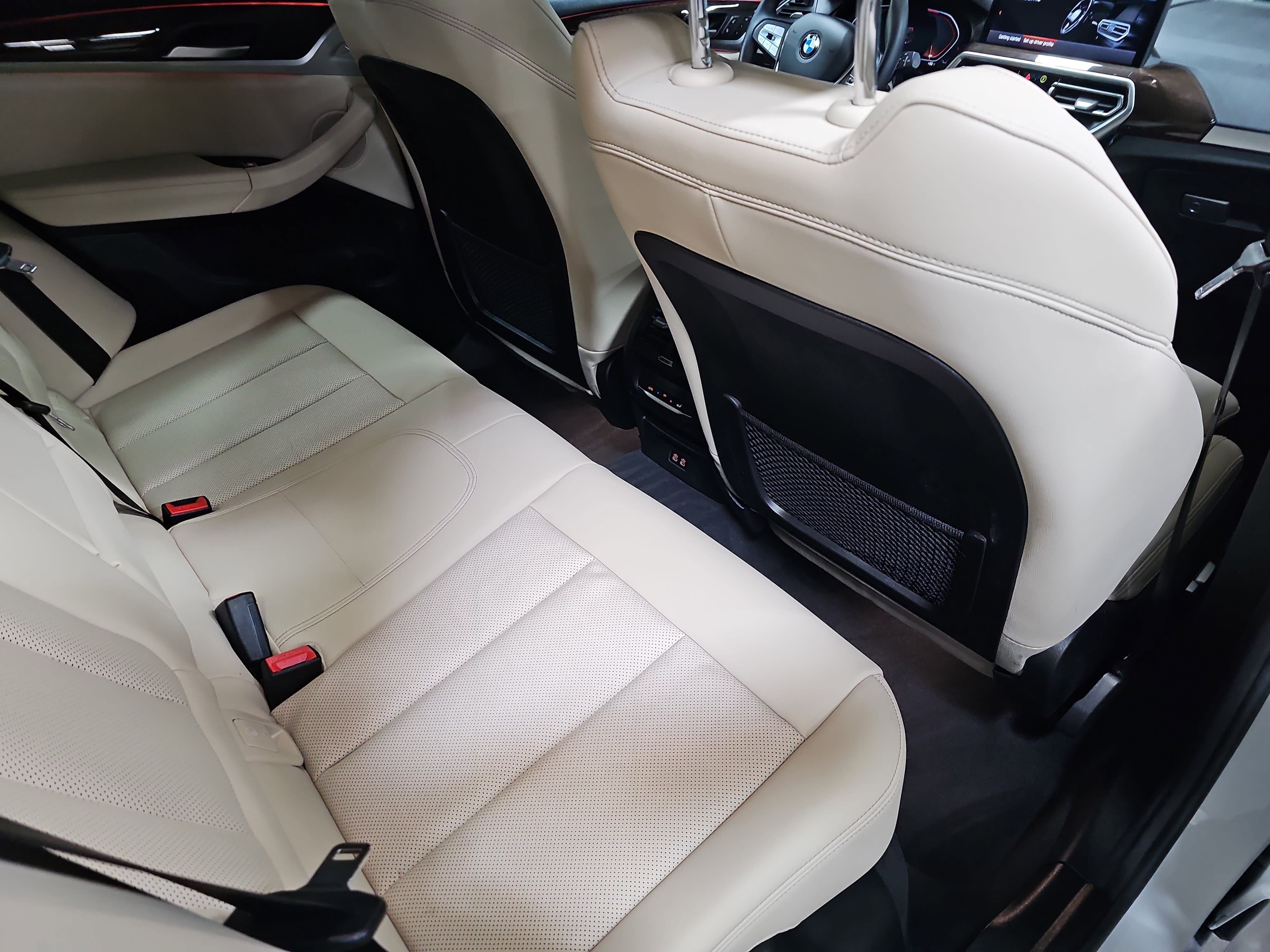 Used 2019 BMW X7 xDrive40i w/ Premium Package image 11