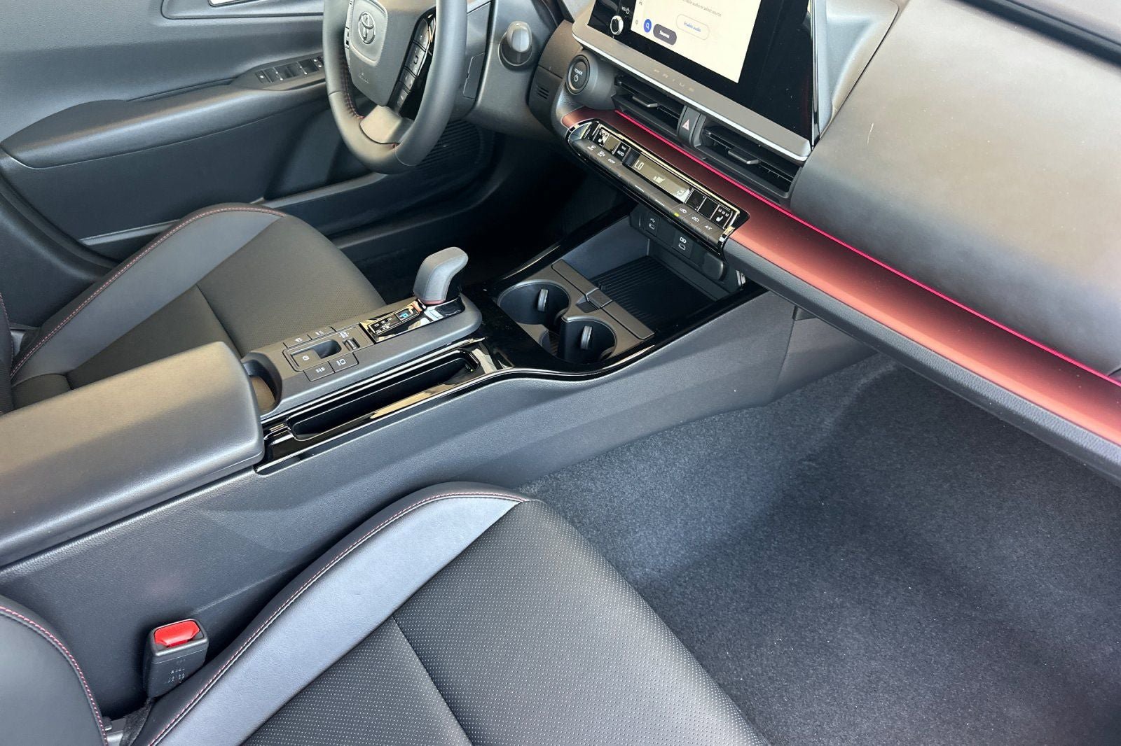 New 2026 Toyota Prius Plug-In Hybrid FWD image 18