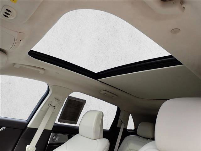 Used 2023 Lincoln Nautilus Black Label w/ Class II Trailer Tow Package image 16