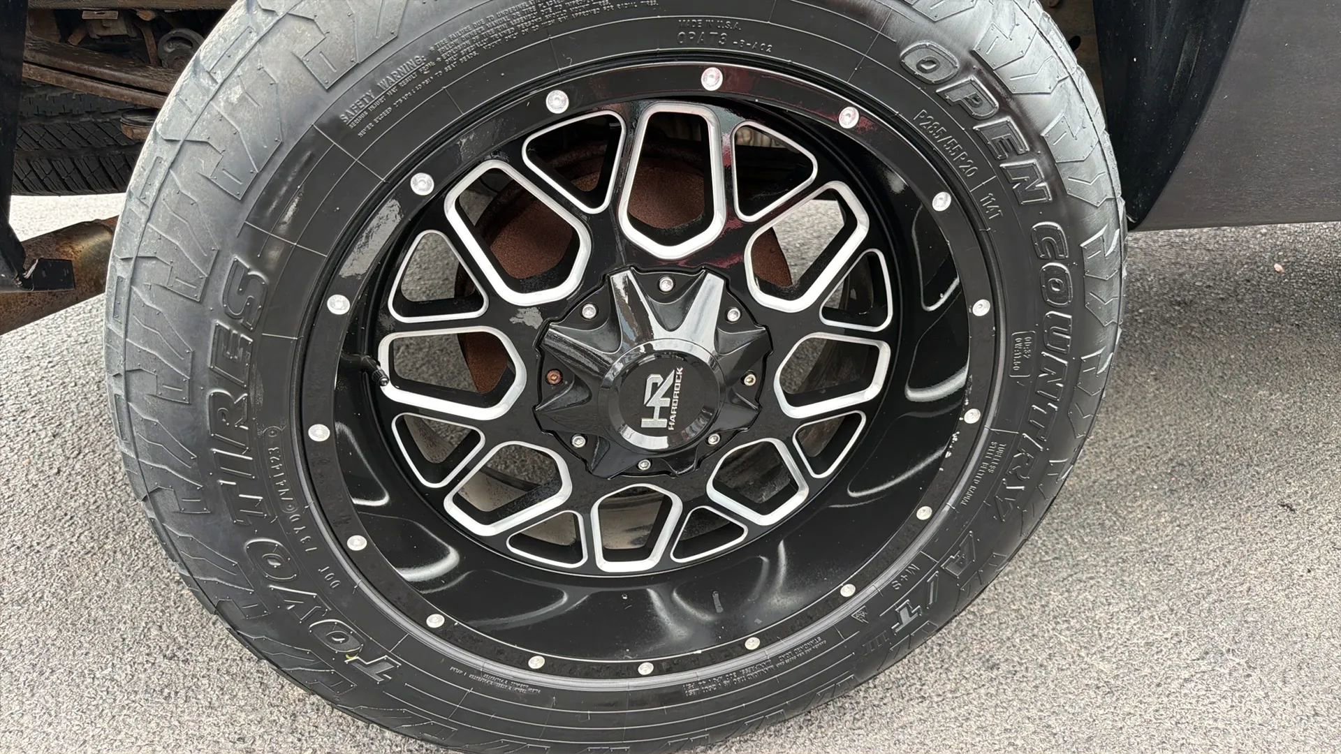 Used 2010 Chevrolet Silverado 1500 LTZ w/ Convenience Package image 23