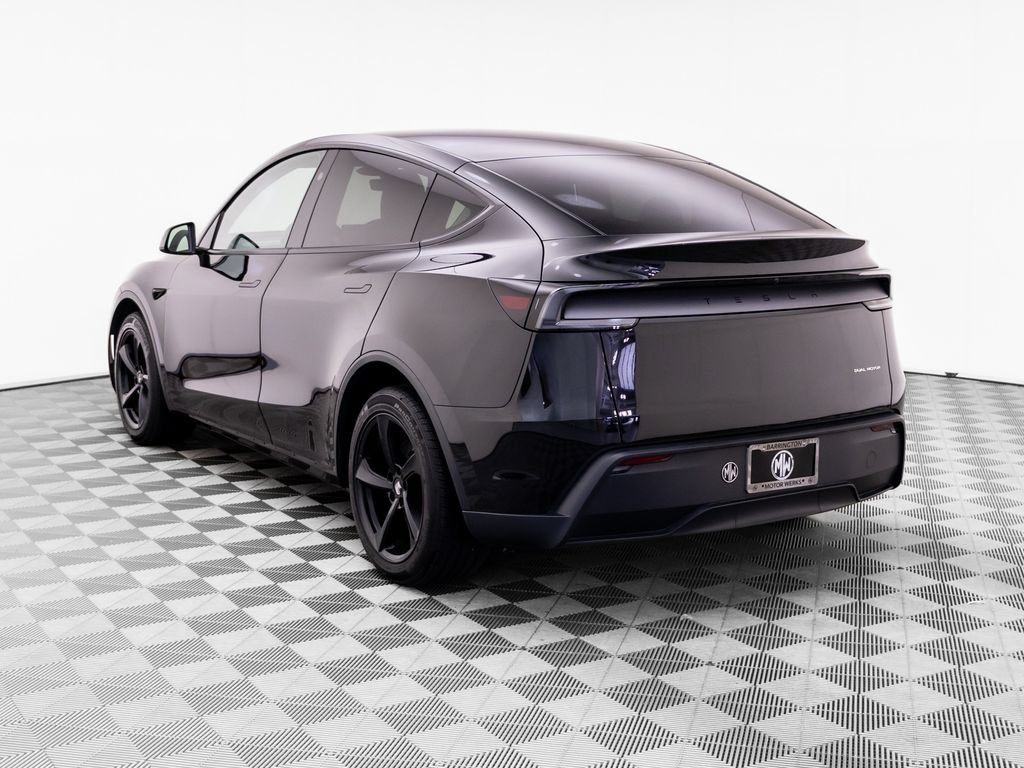 Used 2026 Tesla Model Y Long Range AWD/4WD image 4