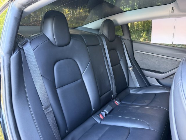 Used 2023 Tesla Model 3 Standard Range RWD image 27