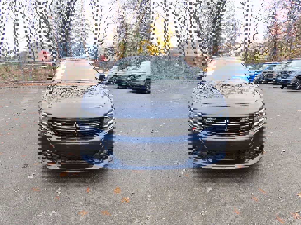 Used 2015 Dodge Charger SE image 6