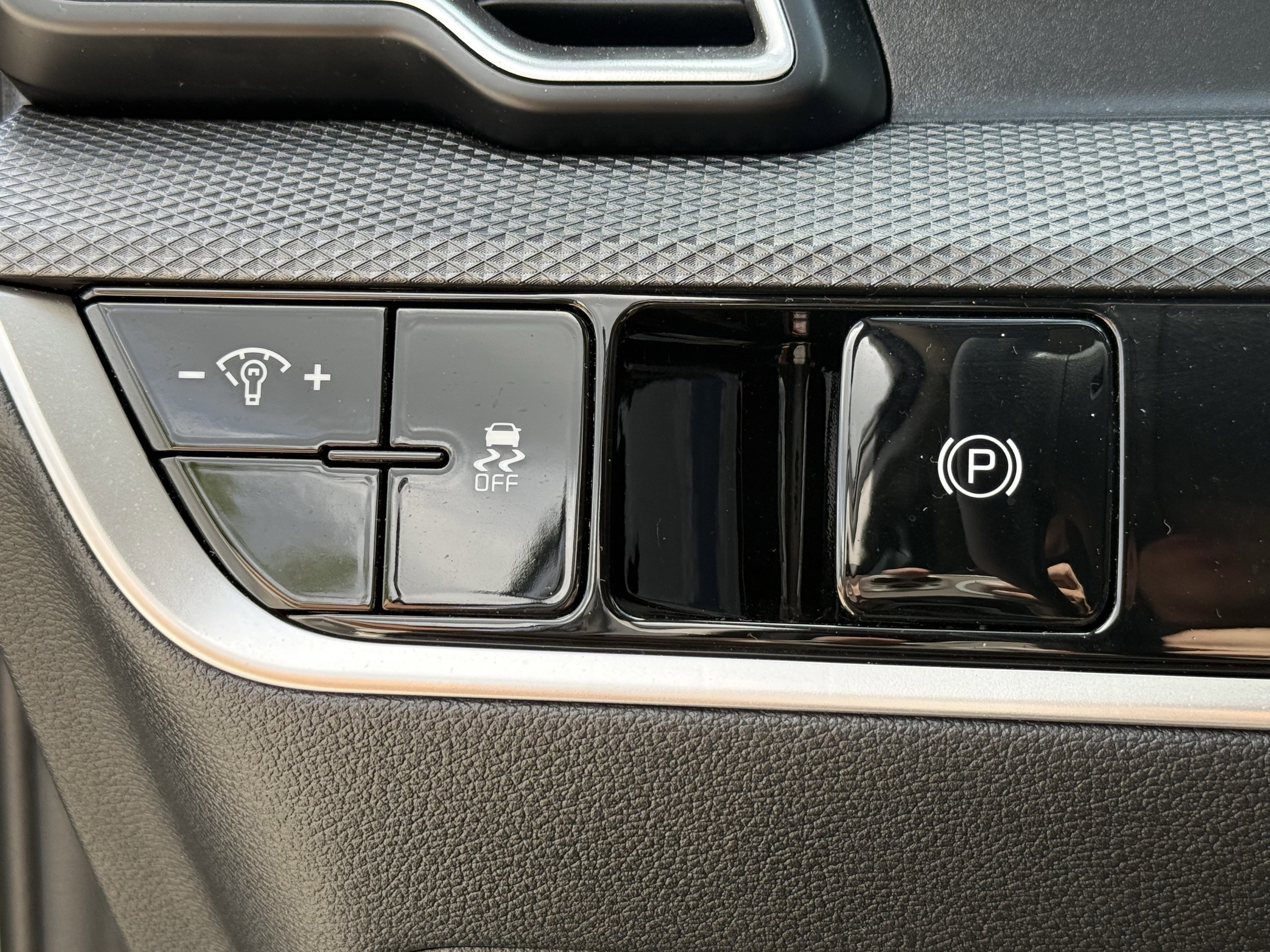 Used 2025 Kia Sportage LX image 26