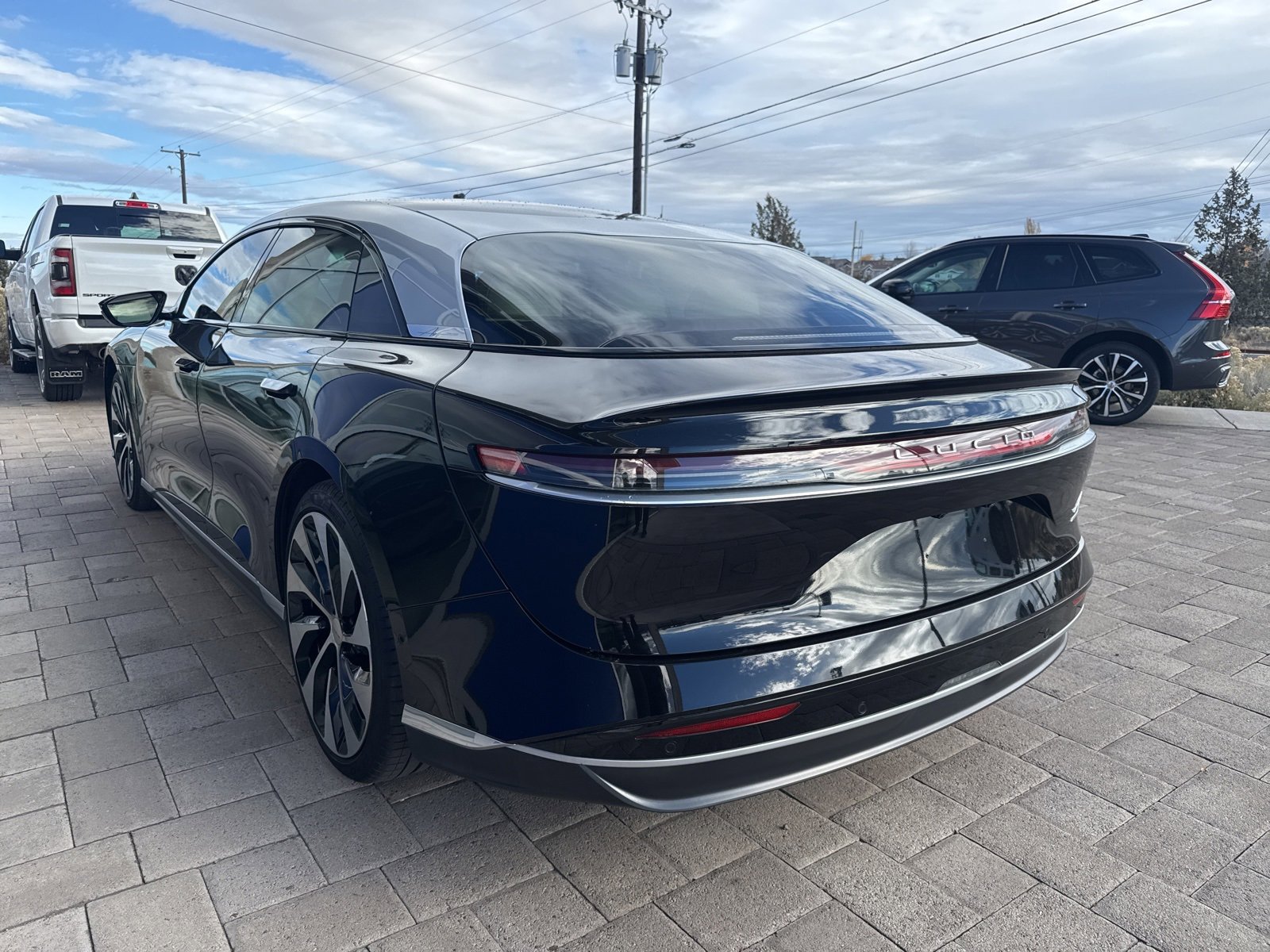 Used 2022 Lucid Air Grand Touring image 4