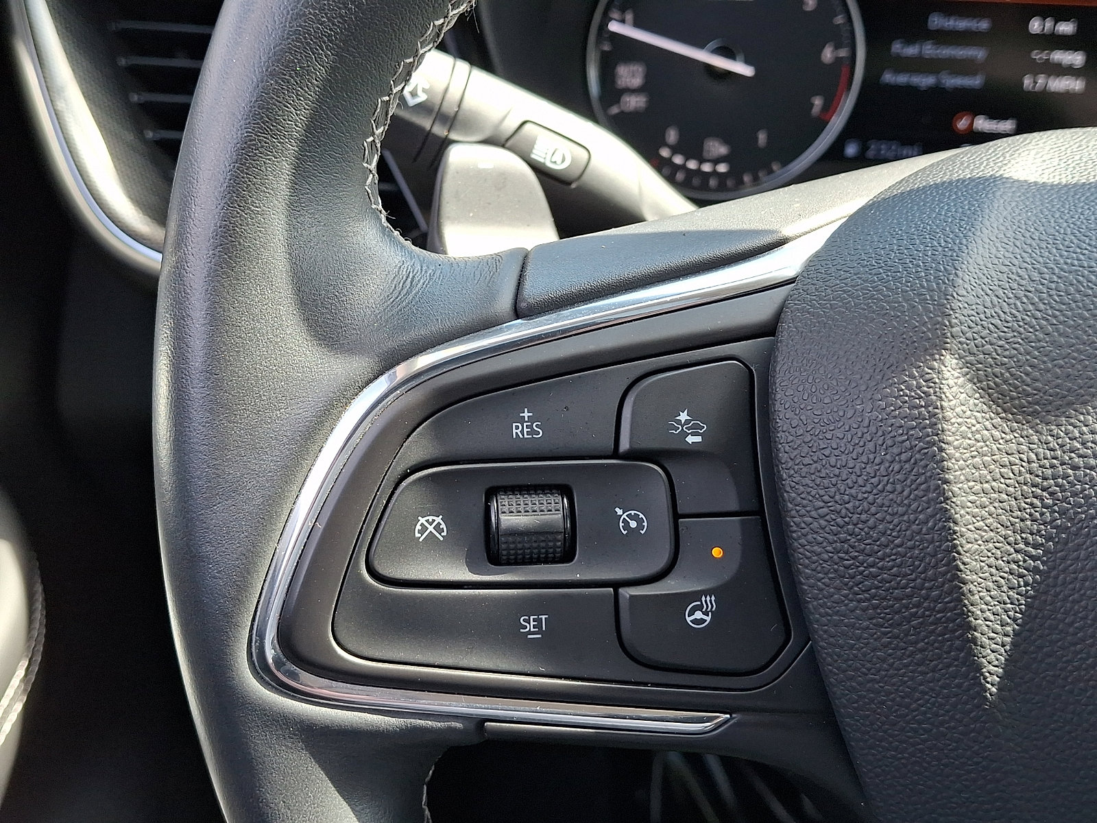 Used 2023 Buick Envision Essence w/ Sport Touring Package image 22